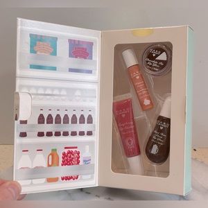 Vintage Y2K Hard Candy‎ Fridge of Midnight Snacks Lipgloss Cosmetics Not for Use